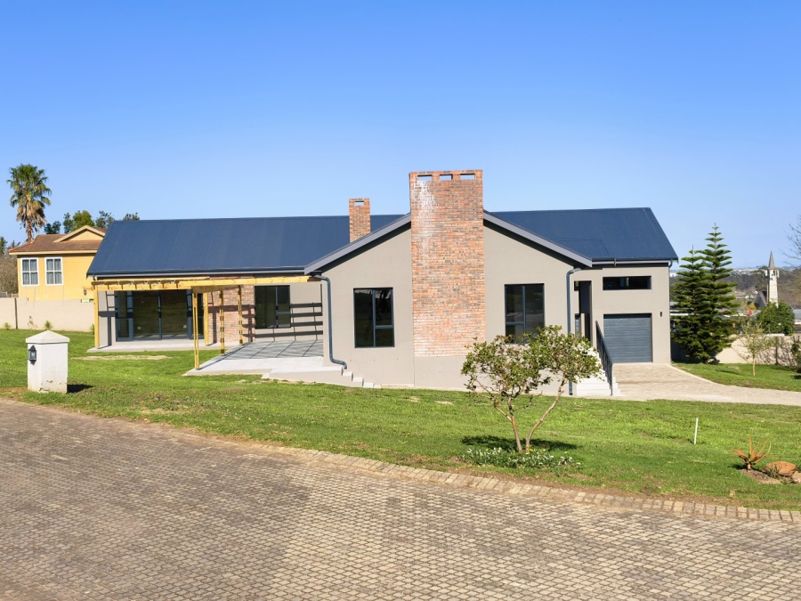 4 Bedroom Property for Sale in Cherry Creek Country Estate Western Cape
